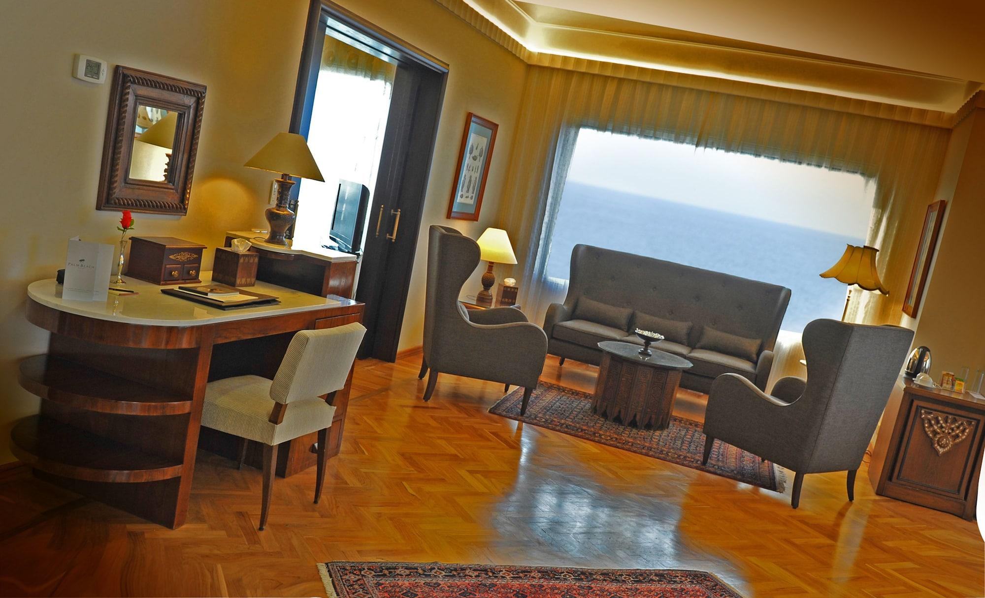 Warwick Palm Beach Hotel Beirut Exterior foto